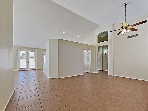 3rd image of 11505 W Laurelwood Ln