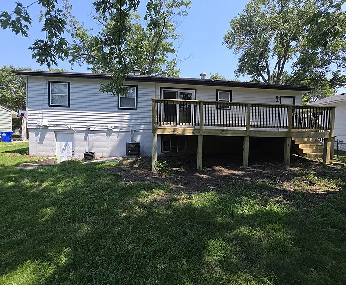 806 SE Browning Ave — Photo 24
