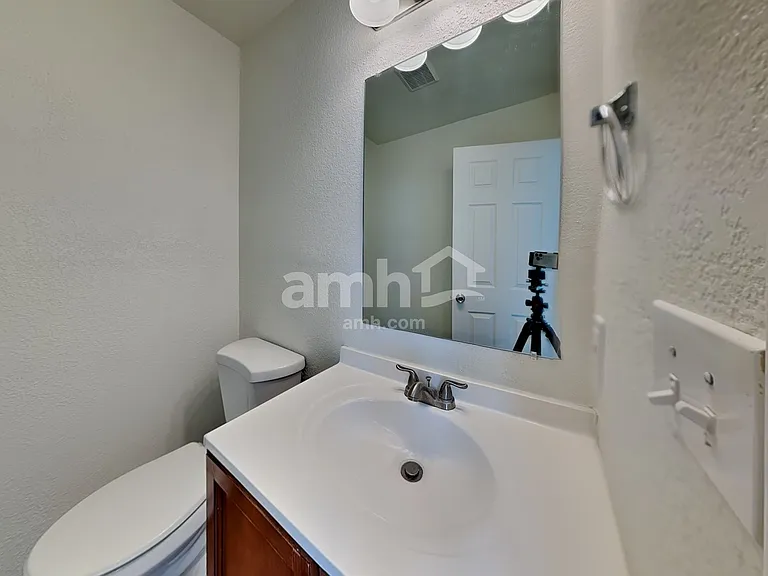 8433 Golden Eye Dr — Photo 7