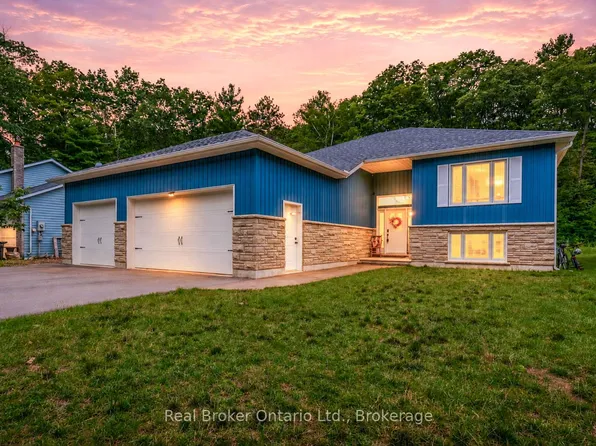 204 Golf Course Rd, Wasaga Beach, ON L9Z 1S6