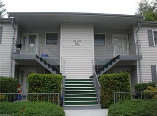 103 Meadow Park Ln APT C, Hendersonville, NC 28792