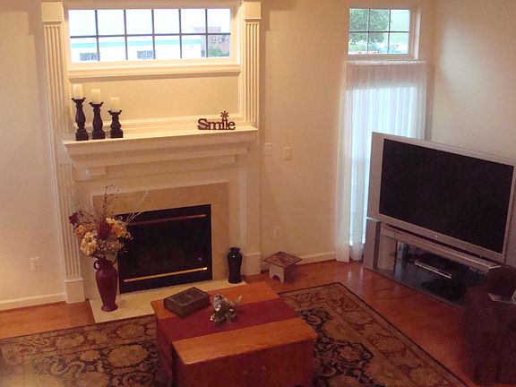 3rd image of 10554 Jasper Dr S