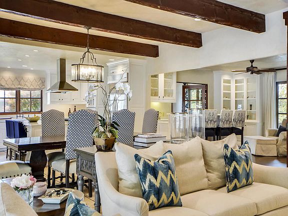 living/dining/kitchen