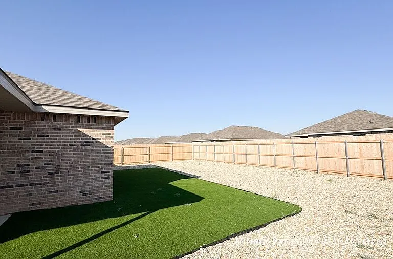 2127 Langford Ave — Photo 18