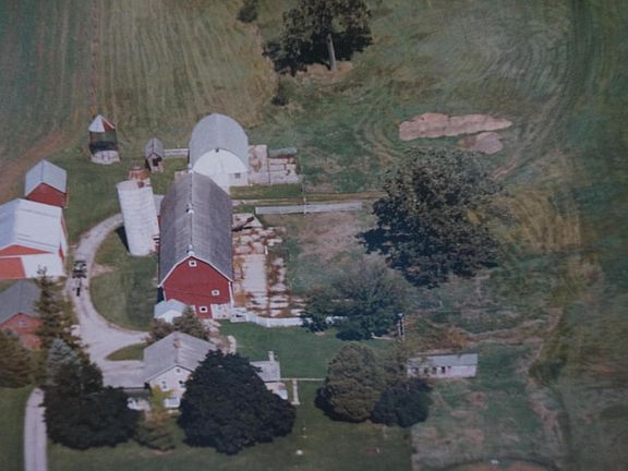 2nd image of W5122 County Road Cw