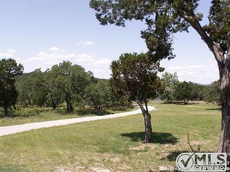 5th image of 135 Twin Oaks Cir