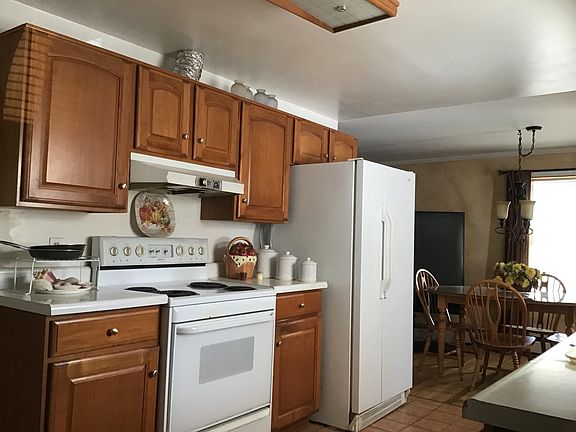 4th image of 3 Sumter Ave #1