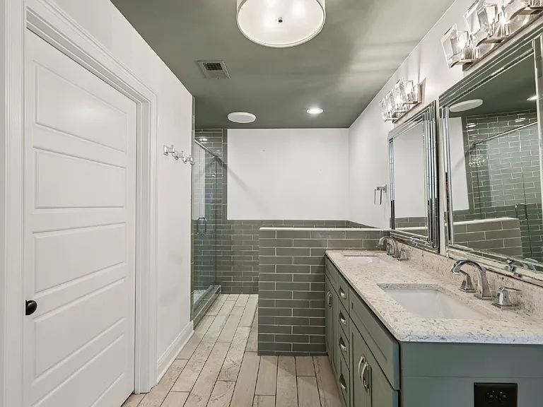 725 N 2nd St — Photo 58