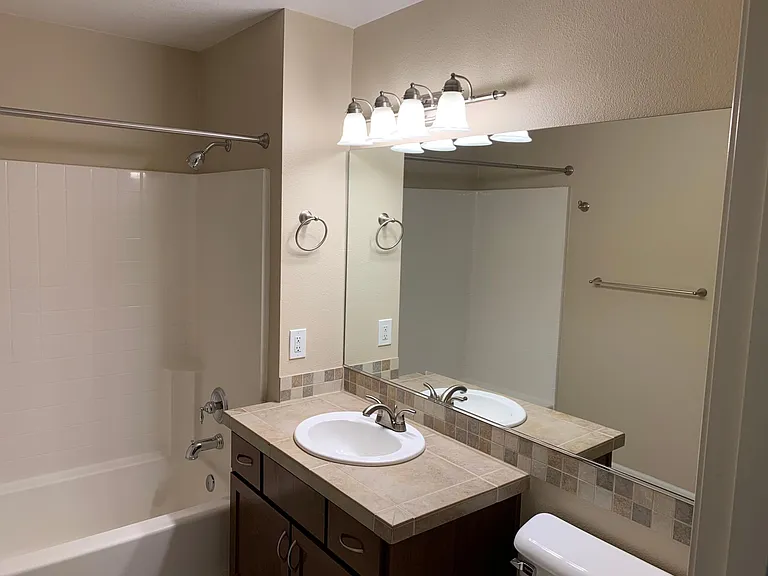 15054 NW Central Dr #806 — Photo 26