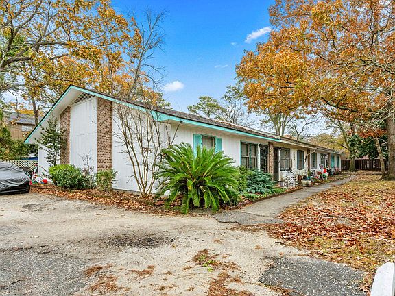 3rd image of 6504 Wildwood Trail #A