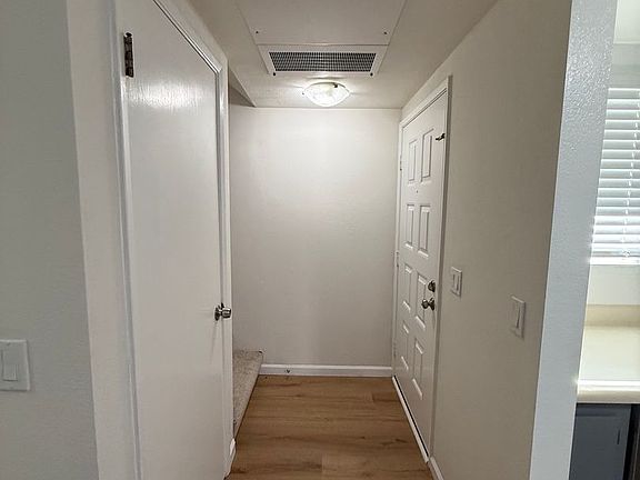 3rd image of 422 Occidental Cir