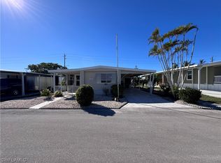 265 Poinsettia Dr, Fort Myers, FL 33905