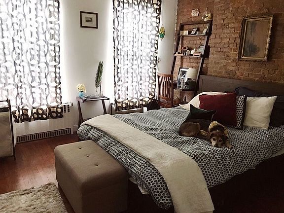 5th image of 348 E 89th St APT 10