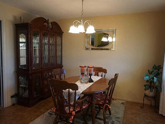 2nd image of 3532 S Willis Ct
