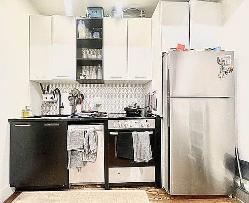 3rd image of 61 Malcolm X Blvd #4B