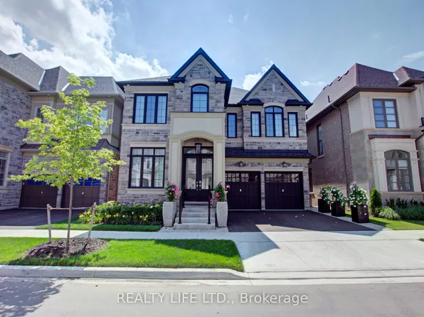 3140 Daniel Way, Oakville, ON L6H 0V1