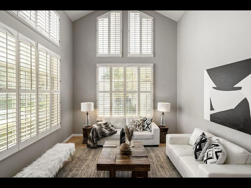 1st image of 2335 De Varona Pl