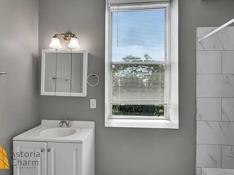 3301 Elgin Ave #303 — Photo 12