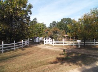 1860 Jj Howard Rd, Marion, AL 36756