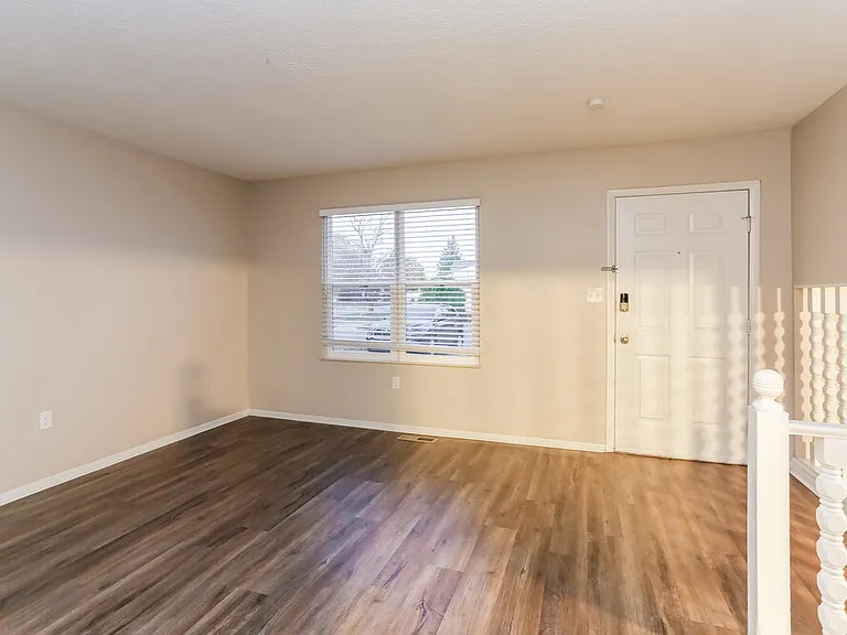 4865 Heaton Rd — Photo 6