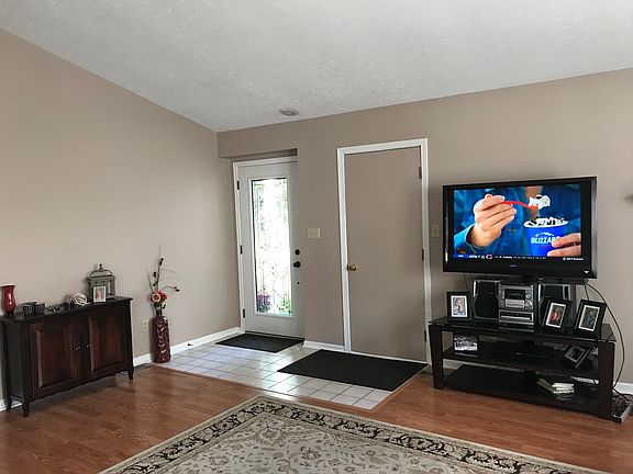 5th image of 4034 Martin Ct