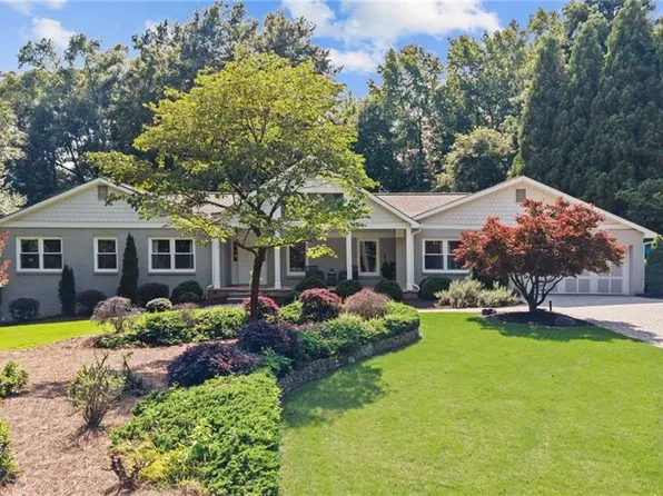 223 Cathy Ann Ln NW, Marietta, GA 30064