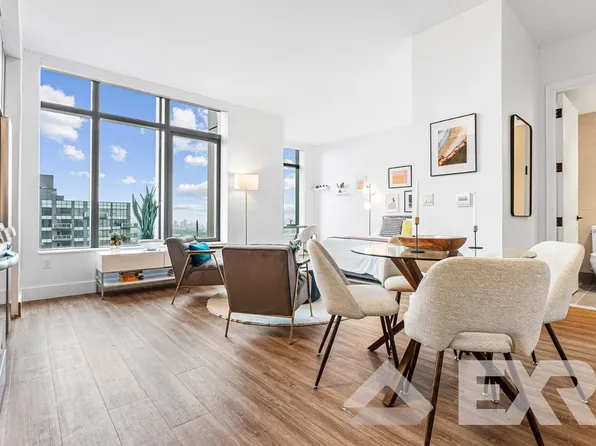 2230 Cropsey Avenue image 1 of 63