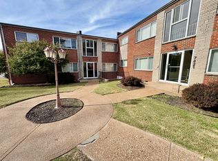 7423 Murdoch Ave #D, Saint Louis, MO 63119