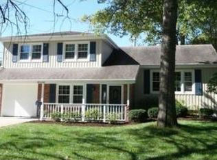 9030 Eby Dr, Overland Park, KS 66212