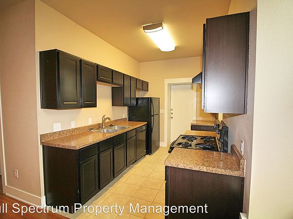 3rd image of 1712 N Olive St APT 4