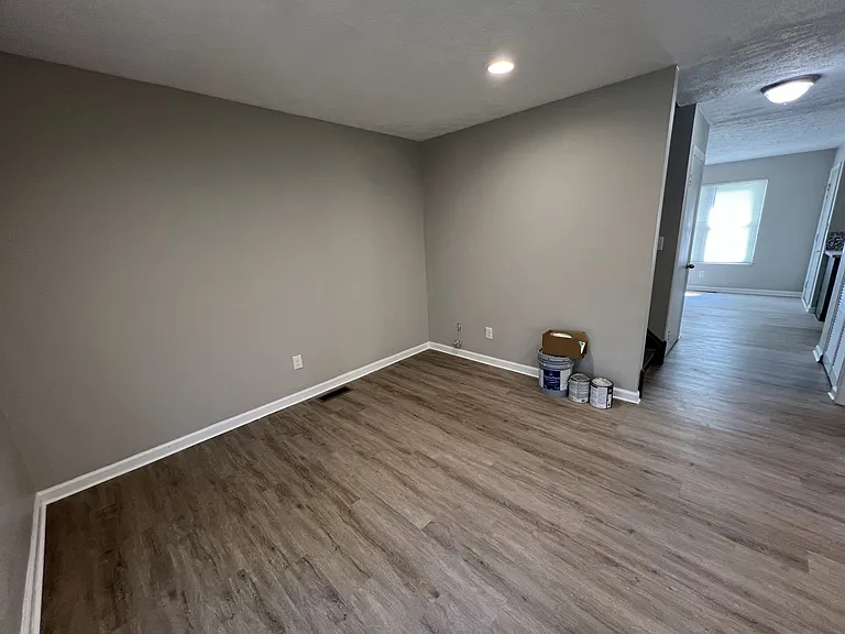 9412 Mount Auburn Ave #1-12 — Photo 5