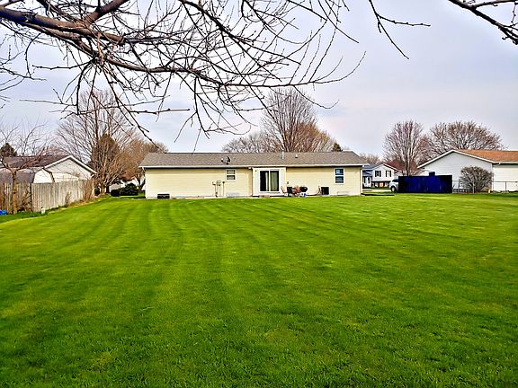 LARGE BACKYARD