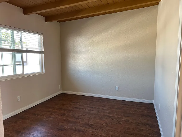 2701 W McFadden Ave — Photo 45