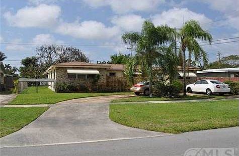 1st image of 353 Greenbrier Dr