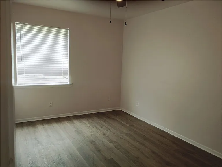 3203 Heatherwood Dr — Photo 16
