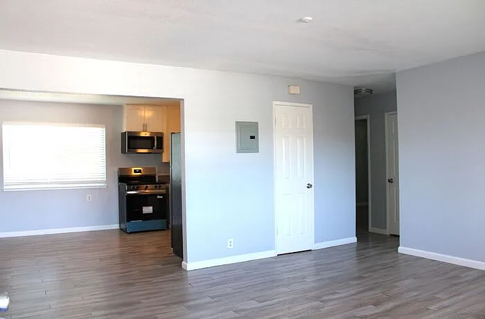 1575 Yulupa Ave #H — Photo 3
