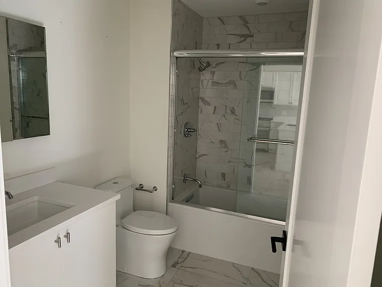 197 Green St #306 — Photo 10