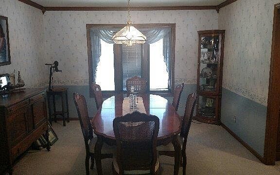 4th image of 2410 Lilac Dr