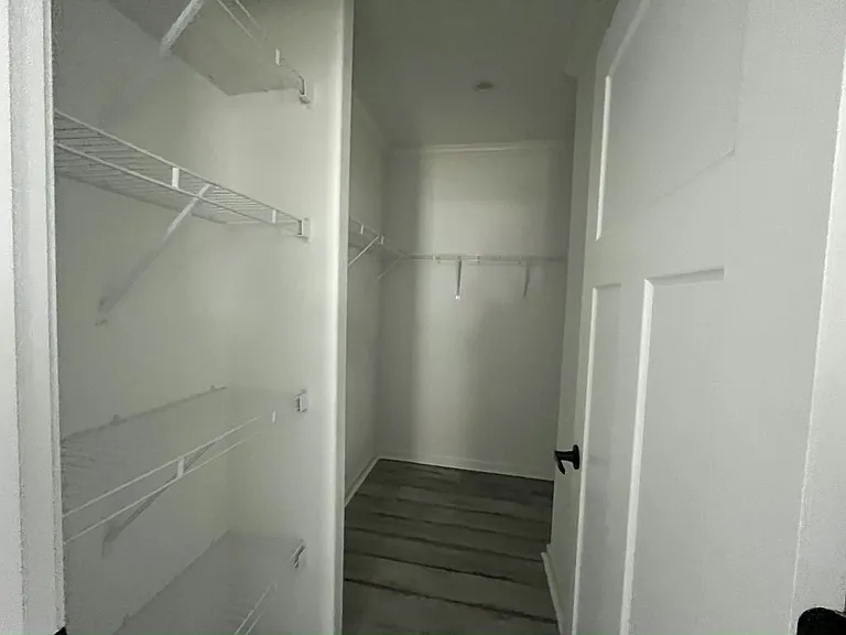 113 Hill Cir #405 — Photo 17
