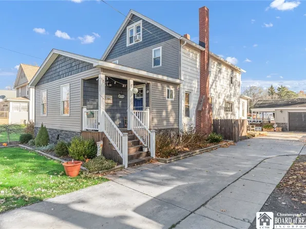 2085 Center St, Burt, NY 14028