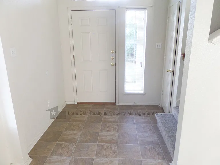1312 Saddle Dr — Photo 5