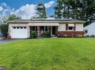 34 Stanford Dr, Toms River, NJ