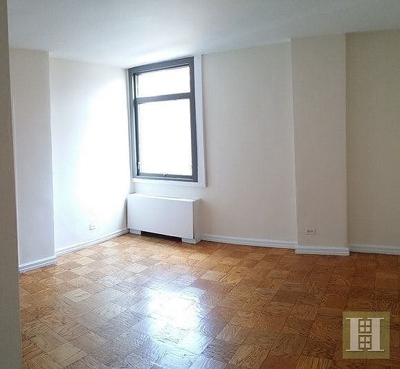 1st image of 4 Park Ave APT 10B
