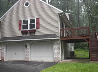 1539 Furnace Hill Rd, Stevens, PA 17578