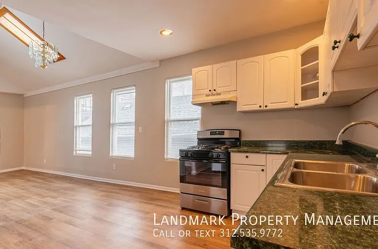1529 W Cortez St #2F — Photo 4