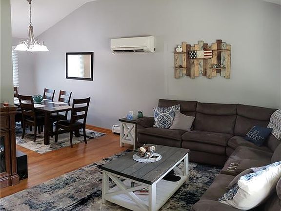 4th image of 6112 Park Ridge Dr
