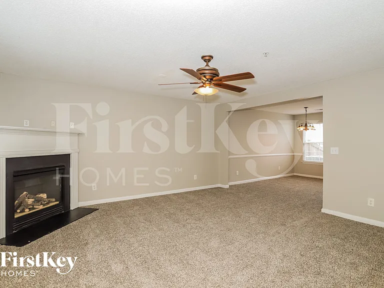 137 Watercress Ct — Photo 5