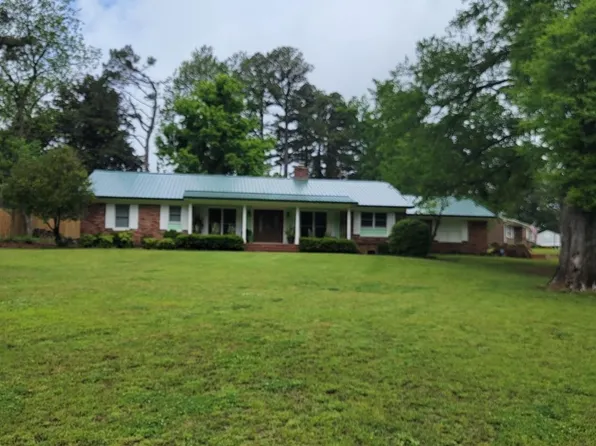 105 Sue Ann Dr, Forrest City, AR 72335