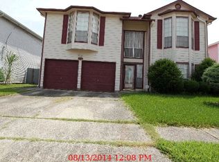 205 Southwood Dr, Gretna, LA 70056