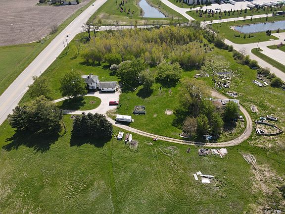 4th image of 12901 Burlington Rd